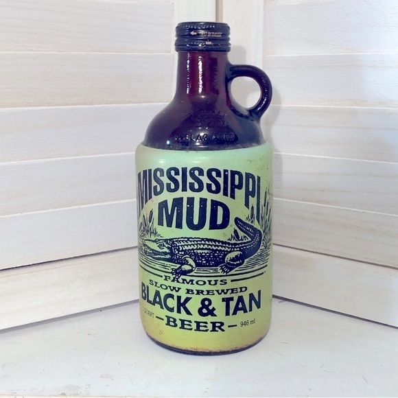 Vintage brown glass Jug Mississippi Mud beer bottle black tan 9”tall green label - Picture 1 of 7